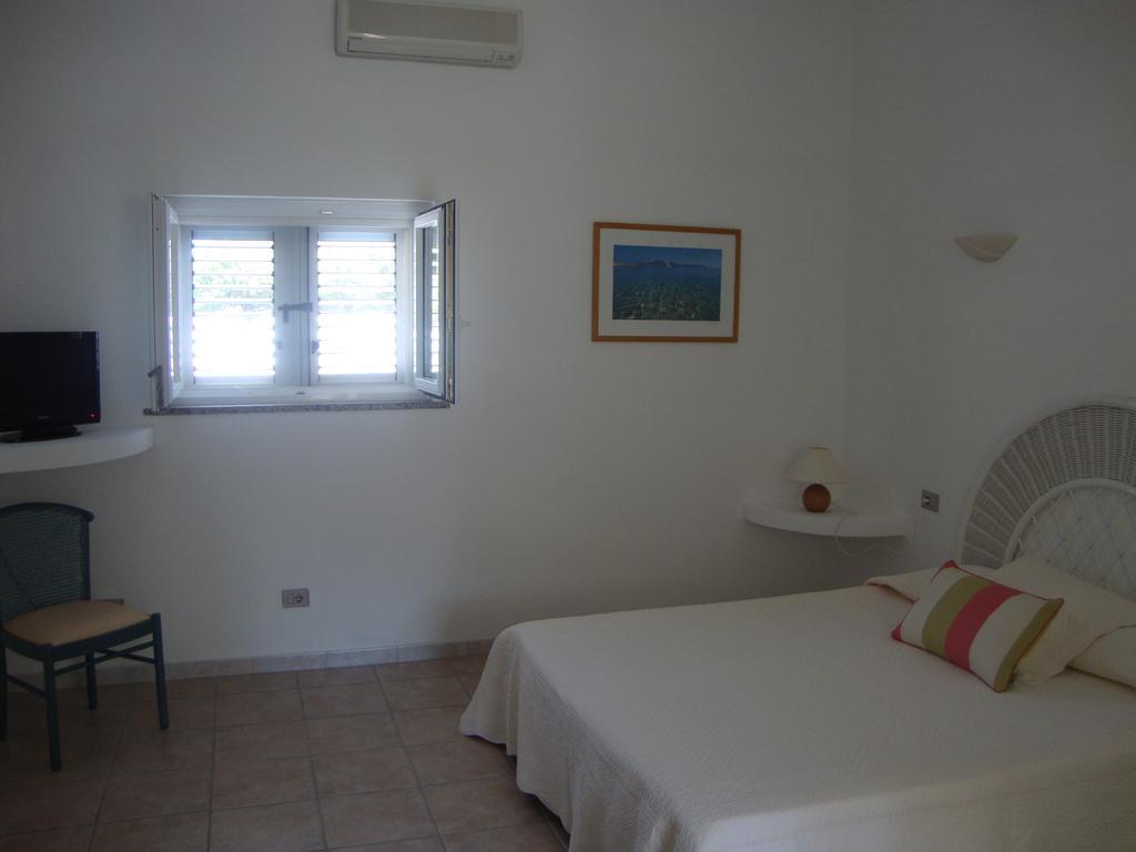 Camping Residence Chalet La Pomposa Terrazzoni Bonifacio  Room photo